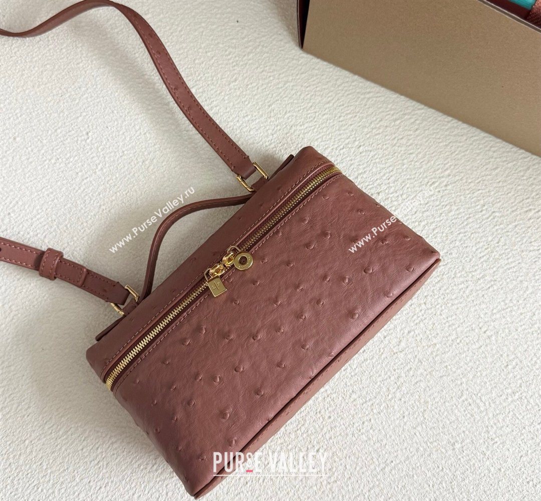 Loro Piana LP Extra Pocket Pouch L19 in Ostrich Embossed Leather Red Brick/Gold 2026 FAI8393 (YY-260408028)