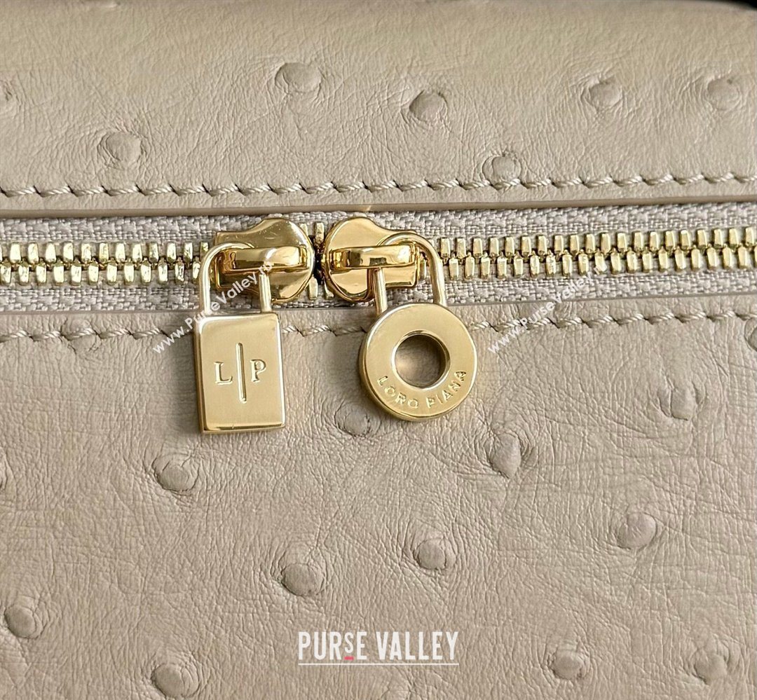 Loro Piana LP Extra Pocket Pouch L19 in Ostrich Embossed Leather Apricot/Gold 2026 FAI8393 (YY-260408032)