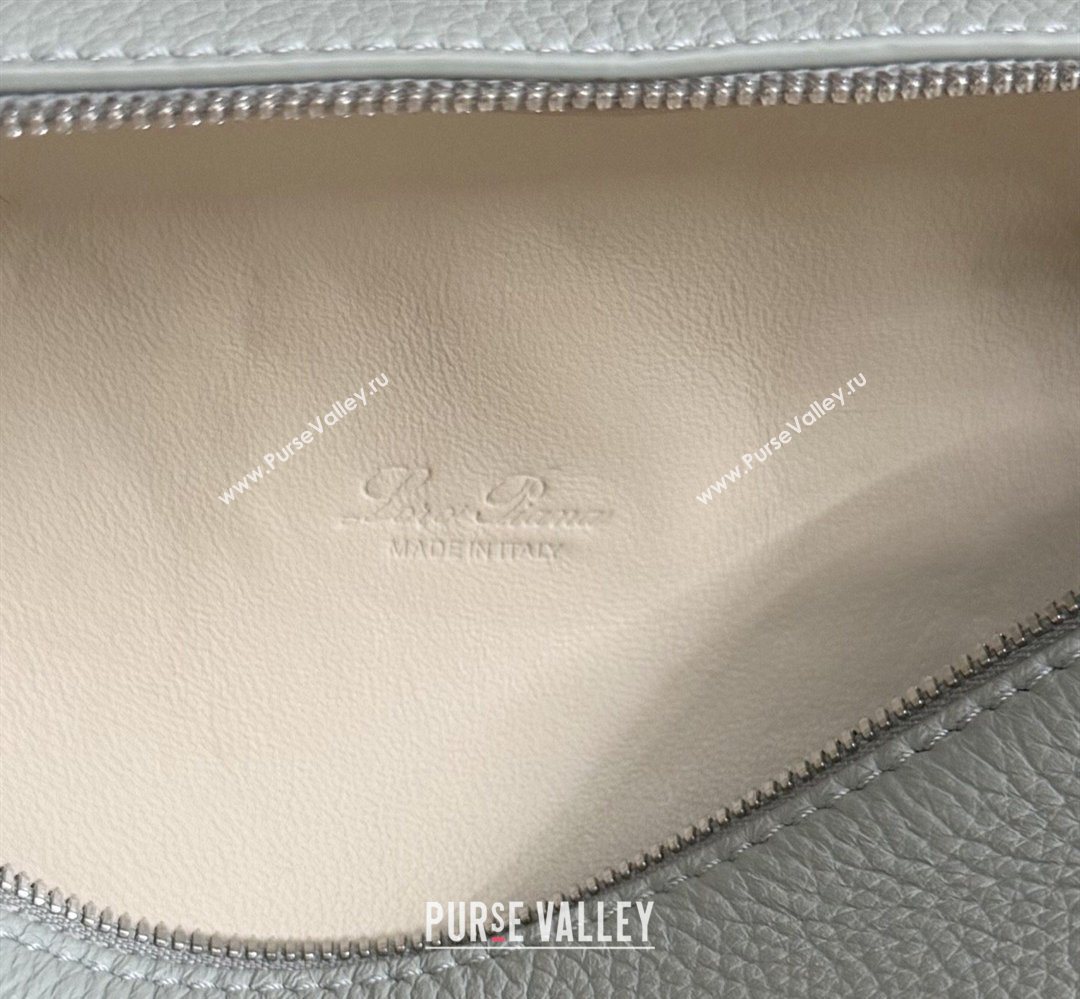 Loro Piana LP Extra Pocket Pouch L19 in Grained Leather Bean Green 2026 FAI8393 (YY-260408044)