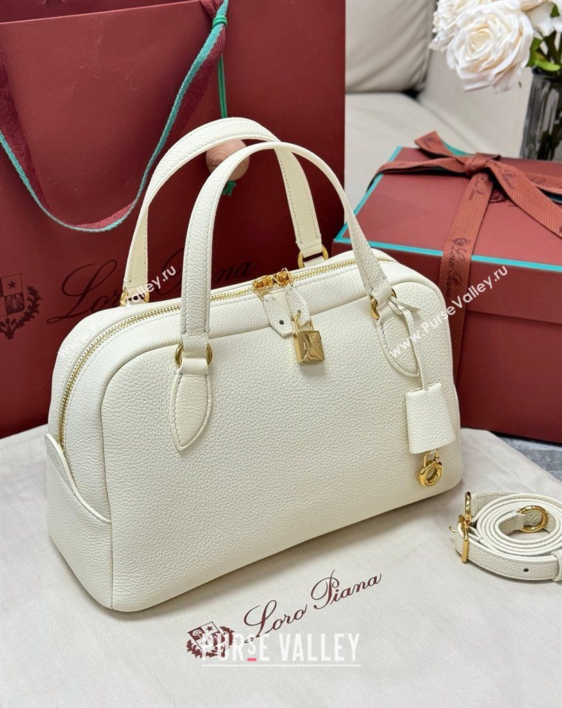 Loro Piana LP Small Needle bag in Grained Leather Whisper White 2026 (BF-260408077)