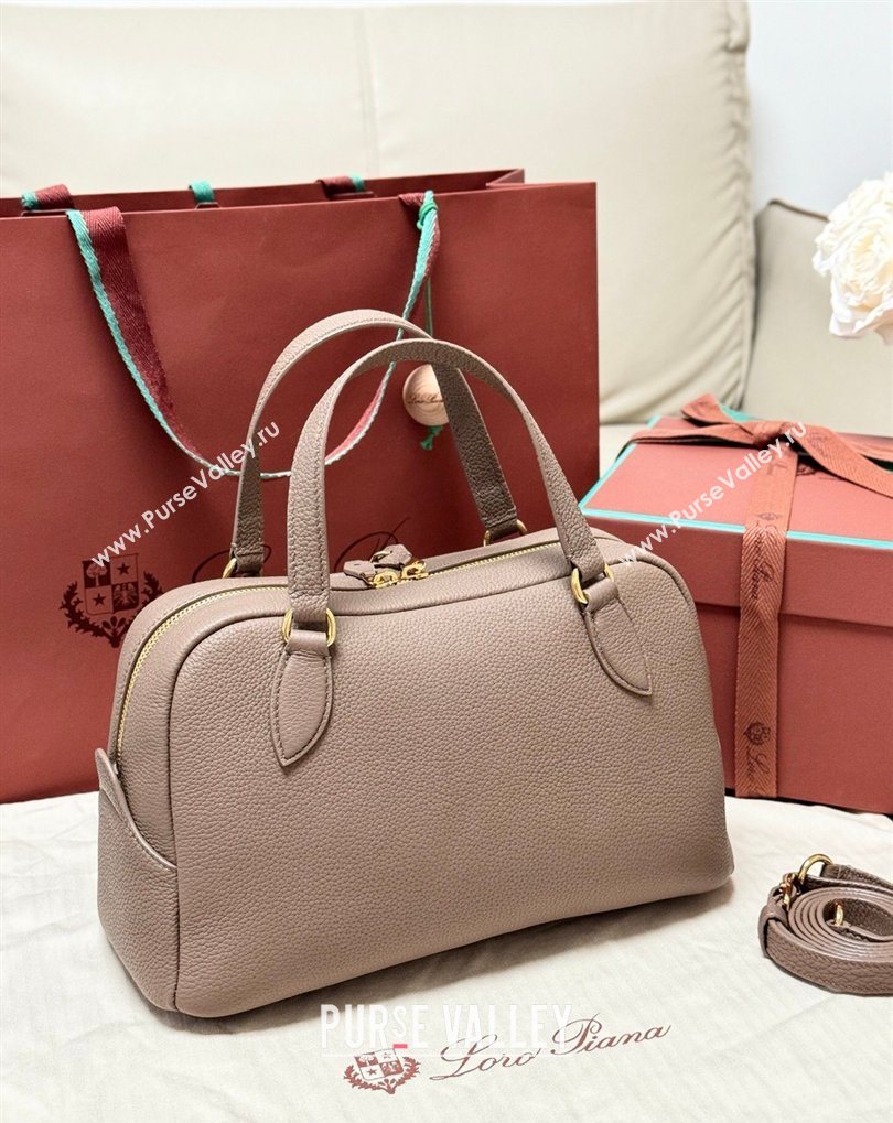 Loro Piana LP Small Needle bag in Grained Leather Rock Grey 2026 (BF-260408079)