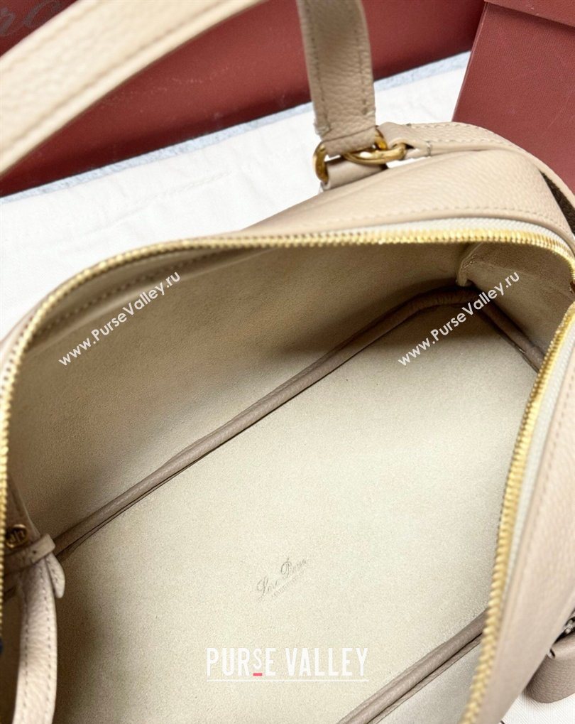 Loro Piana LP Small Needle bag in Grained Leather Light Mastic 2026 (BF-260408080)