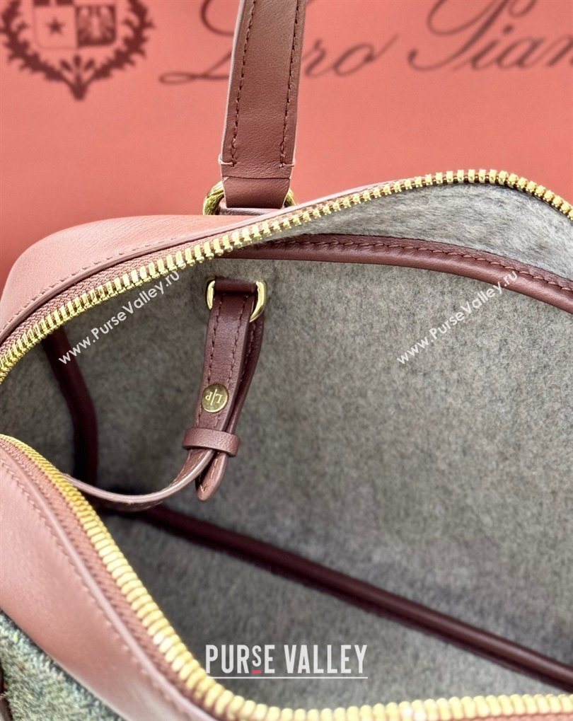 Loro Piana LP Small Needle bag in Cashmere Blend and Leather Caramel/Sage 2026 (BF-260408076)