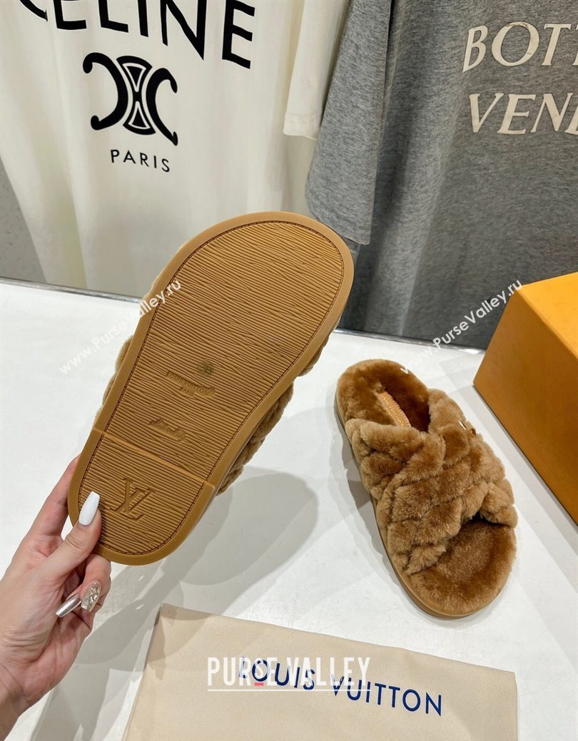 Louis Vuitton LV Bliss Comfort Shearling Flat Slides Sandal Brown 2025 1ACTEA (MD-250829112)