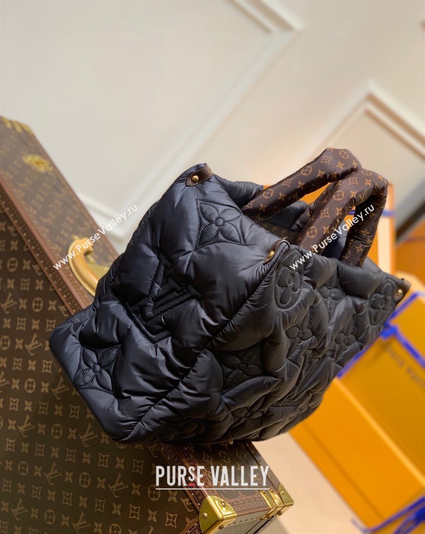 Louis Vuitton OnTheGO GM Tote bag in Black Padded Nylon M59005 Black 2022 (KI-22012006)