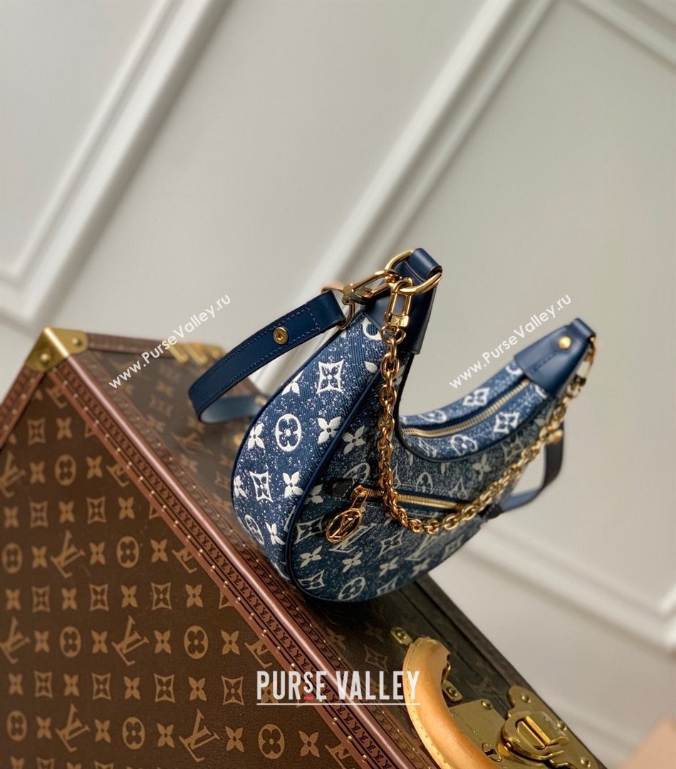 Louis Vuitton Loop Hobo Bag in Faded Denim Jacquard M81166 Navy Blue 2022 (KI-22030108)