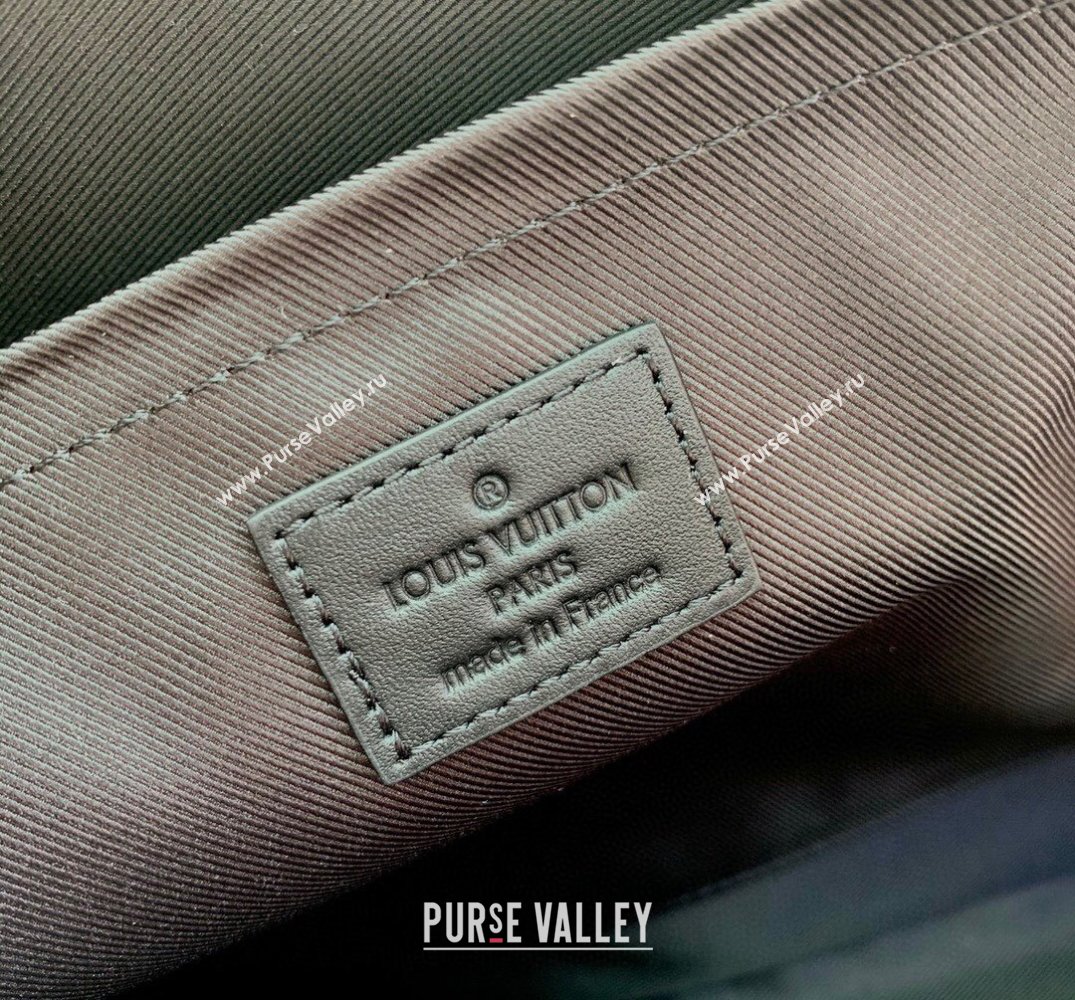 Louis Vuitton Etui de Voyage MM Pouch in Black Monogram Leather M59479 2022 (KI-22031516)