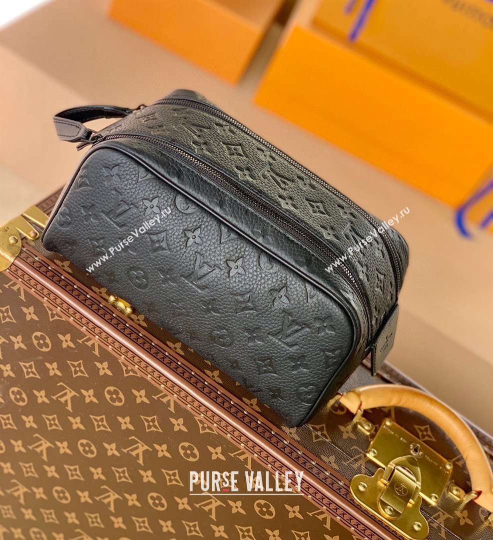 Louis Vuitton Dopp Kit Toilet Travel Pouch in Black Monogram Leather M59478 2022 (KI-22031517)