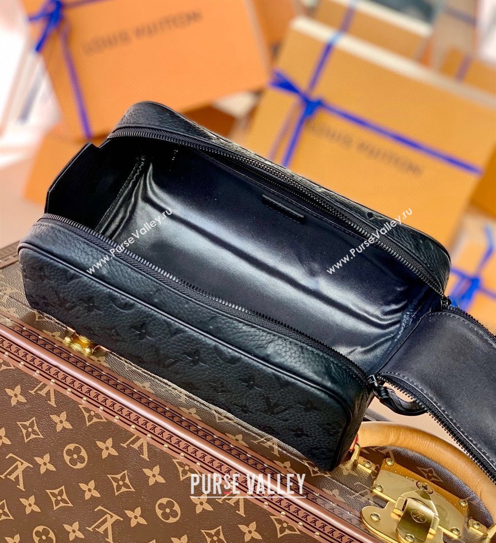 Louis Vuitton Dopp Kit Toilet Travel Pouch in Black Monogram Leather M59478 2022 (KI-22031517)