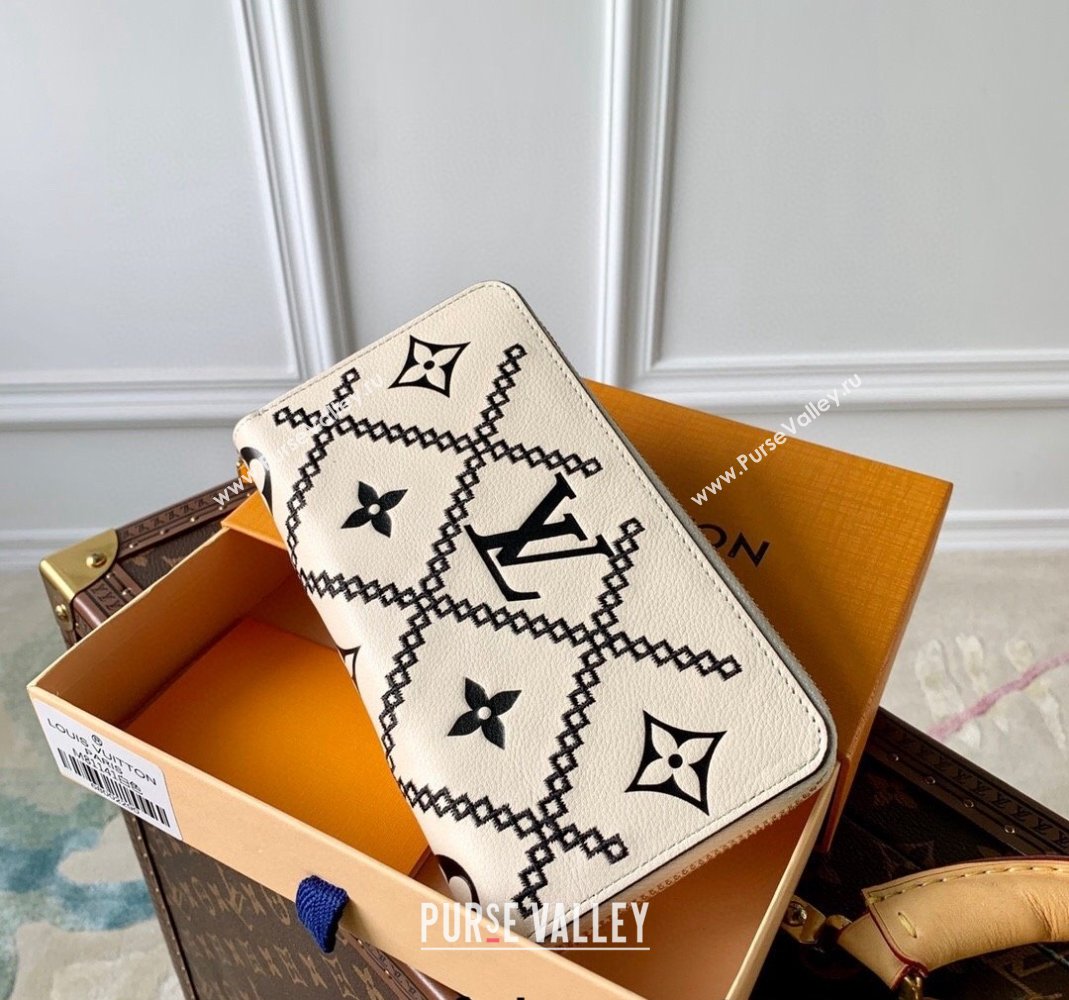 Louis Vuitton Zippy Wallet in Embroidered Quilted Leather M81141 Creme White 2022 (KI-22031518)