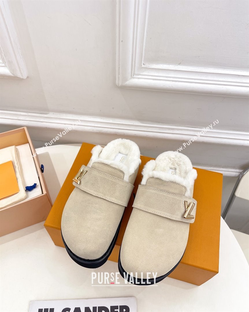 Louis Vuitton LV Cosy Flat Comfort Clog Mules in Suede Light Beige 2023 1AC6Z3 (MD-231012136)