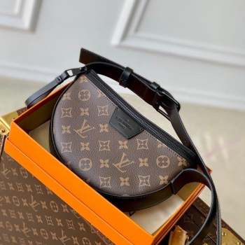 Louis Vuitton LV Moon Crossbody Bag in Monogram Canvas M23835 Brown 2023 (KI-231020106)