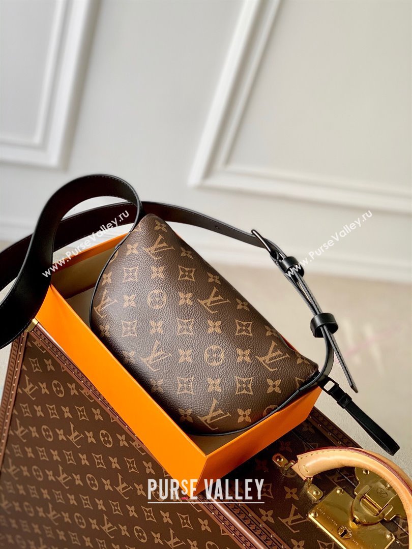 Louis Vuitton LV Moon Crossbody Bag in Monogram Canvas M23835 Brown 2023 (KI-231020106)