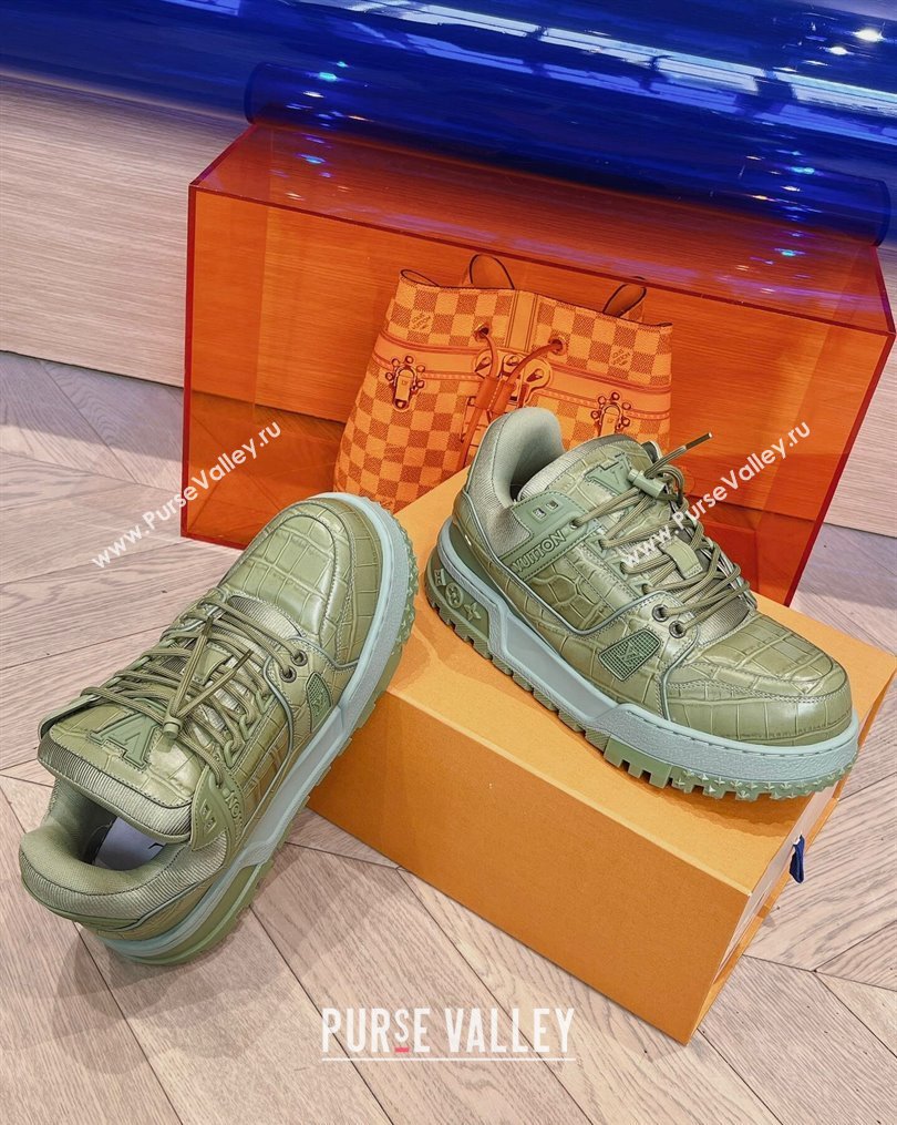 Louis Vuitton LV Trainer Maxi Sneakers in Stone Embossed Leather Green 2 2023 LV10251 (MD-231025124)