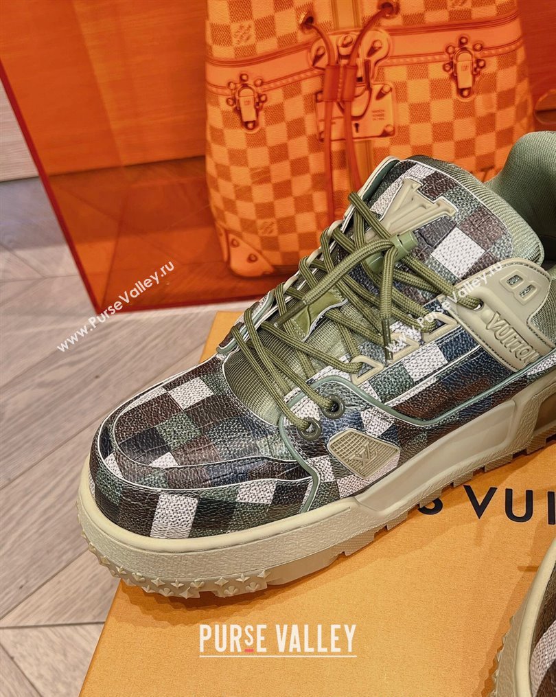 Louis Vuitton LV Trainer Maxi Sneakers in Stone Embossed Leather Green/Multicolor 2023 LV10251 (MD-231025121)