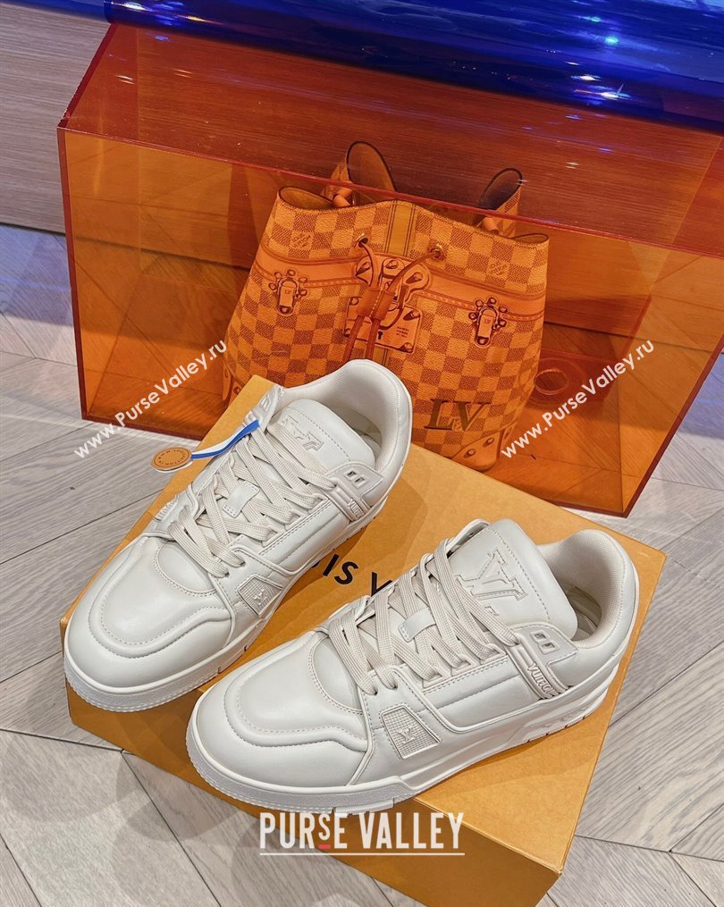 Louis Vuitton LV Trainer Sneakers in Calf Leather White 2023 LV10252 (MD-231025130)