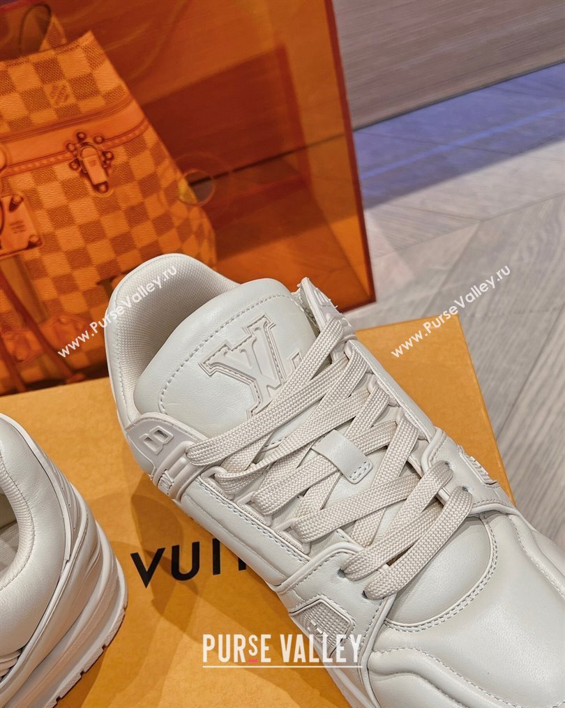 Louis Vuitton LV Trainer Sneakers in Calf Leather White 2023 LV10252 (MD-231025130)