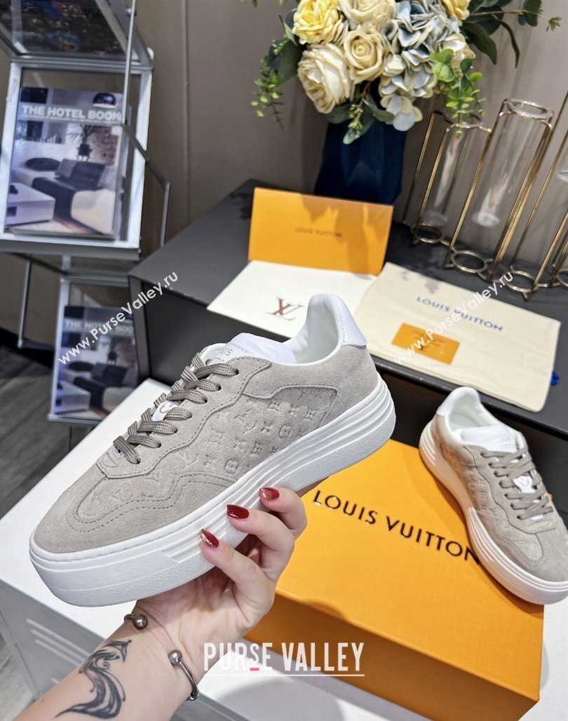 Louis Vuitton V Groovy Platform Sneakers in Monogram Suede Grey 2 2024 (MD-240226116)