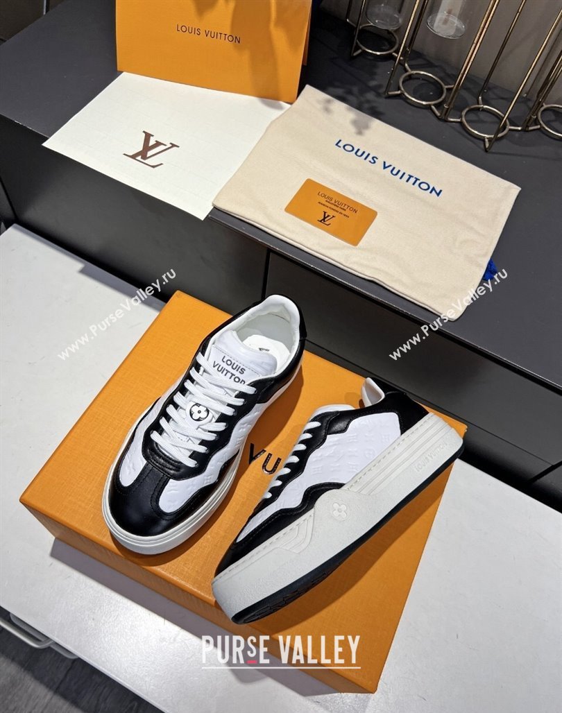 Louis Vuitton V Groovy Platform Sneakers in Monogram Leather White/Black 2024 (MD-240226117)