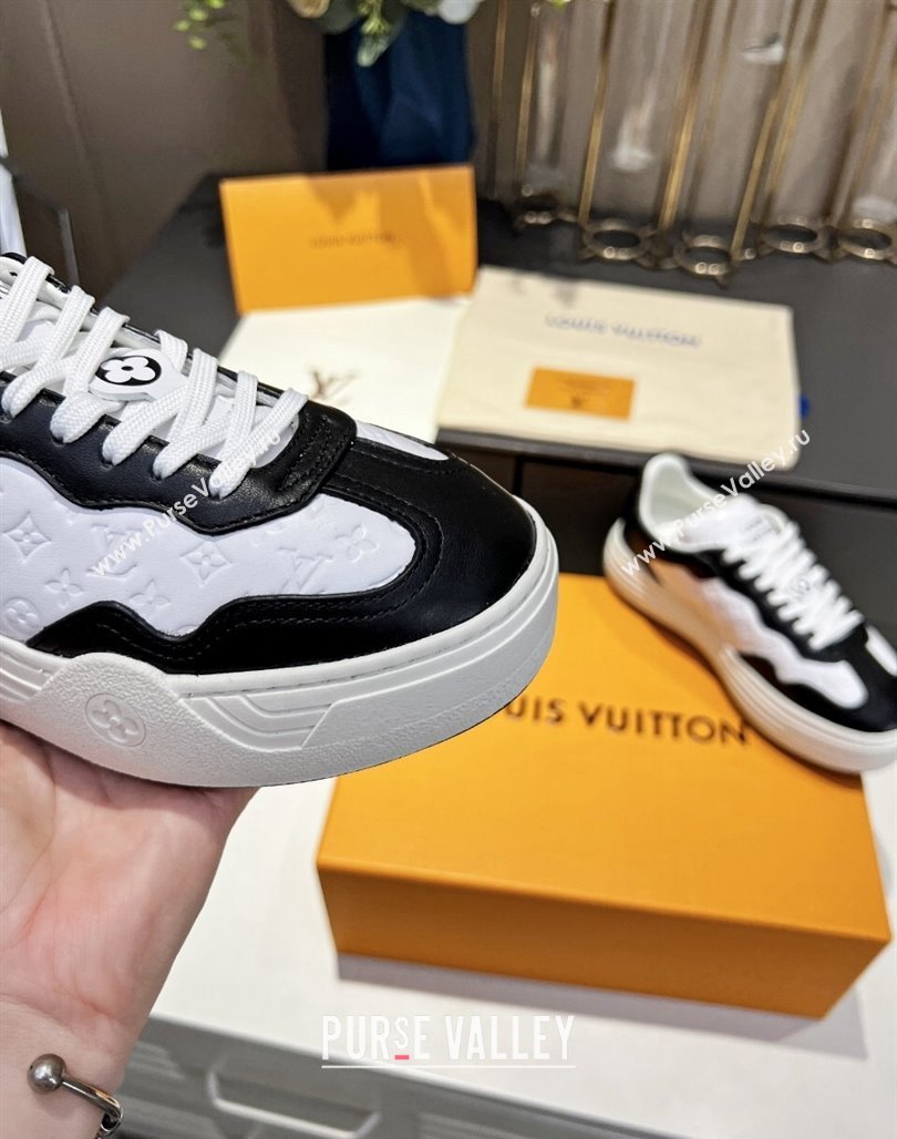 Louis Vuitton V Groovy Platform Sneakers in Monogram Leather White/Black 2024 (MD-240226117)