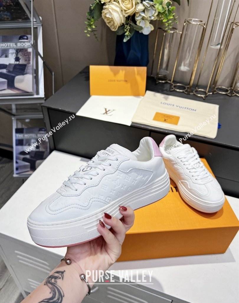Louis Vuitton V Groovy Platform Sneakers in Monogram Leather with Charm White 2024 (MD-240226118)