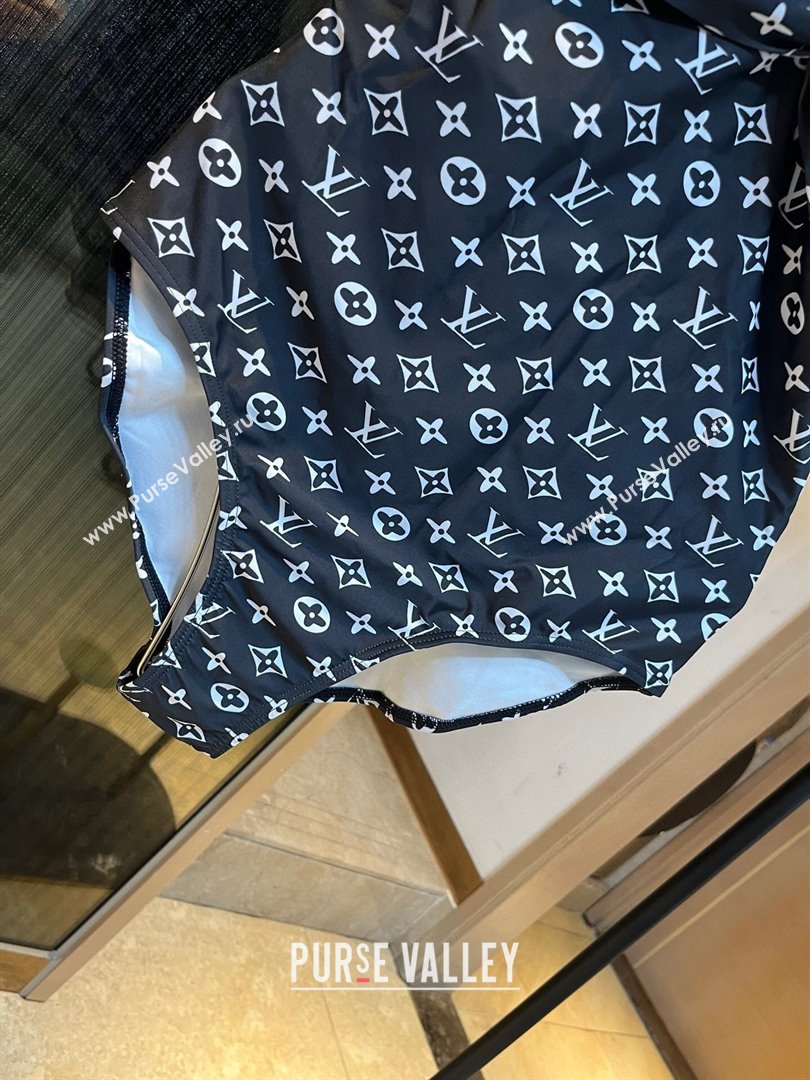 Louis Vuitton One Piece Swimwear Black/White 3 2024 0306 (XMN-240306066)