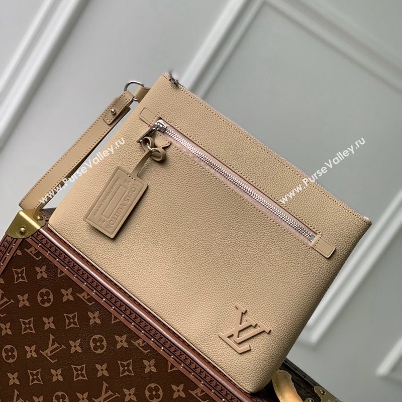 Louis Vuitton Takeoff Pouch in Cowhide Leather M69837 Beige 2023 (KI-240311105)