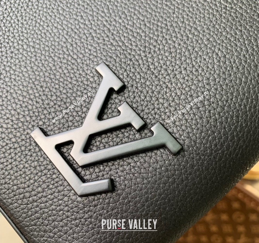 Louis Vuitton Takeoff Pouch in Cowhide Leather M69837 Black 2023 (KI-240311106)