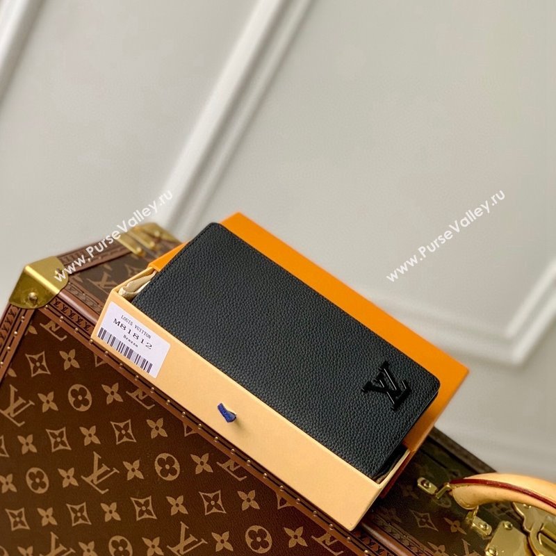 Louis Vuitton Brazza Wallet in Grained Leather M69980 Black 2024 (KI-240311115)