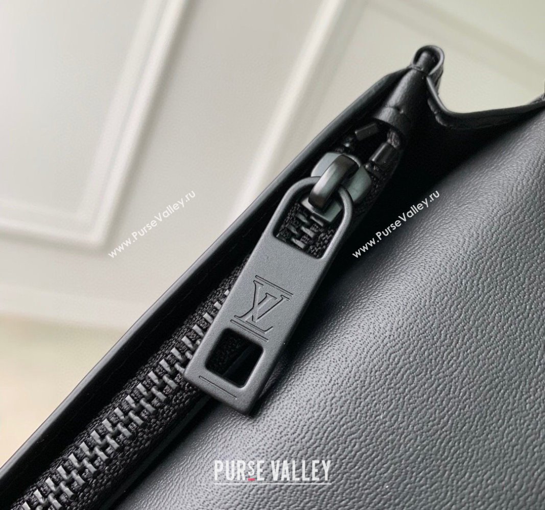 Louis Vuitton Brazza Wallet in Grained Leather M69980 Black 2024 (KI-240311115)