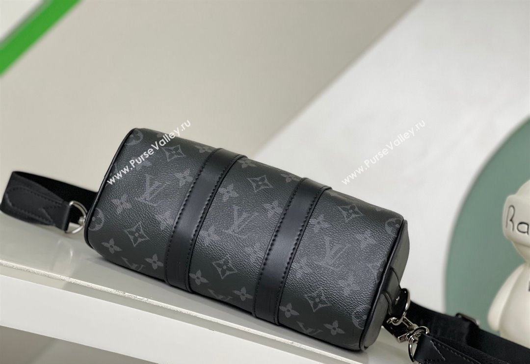 Louis Vuitton Mens Keepall Bandouliere 25 Bag in Monogram Eclipse Reverse Canvas M46271 2024 (KI-240311117)