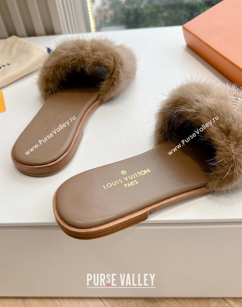 Louis Vuitton LV Mink Fur Flat Slide Sandals Taupe Grey 2024 G087 (MD-240320070)