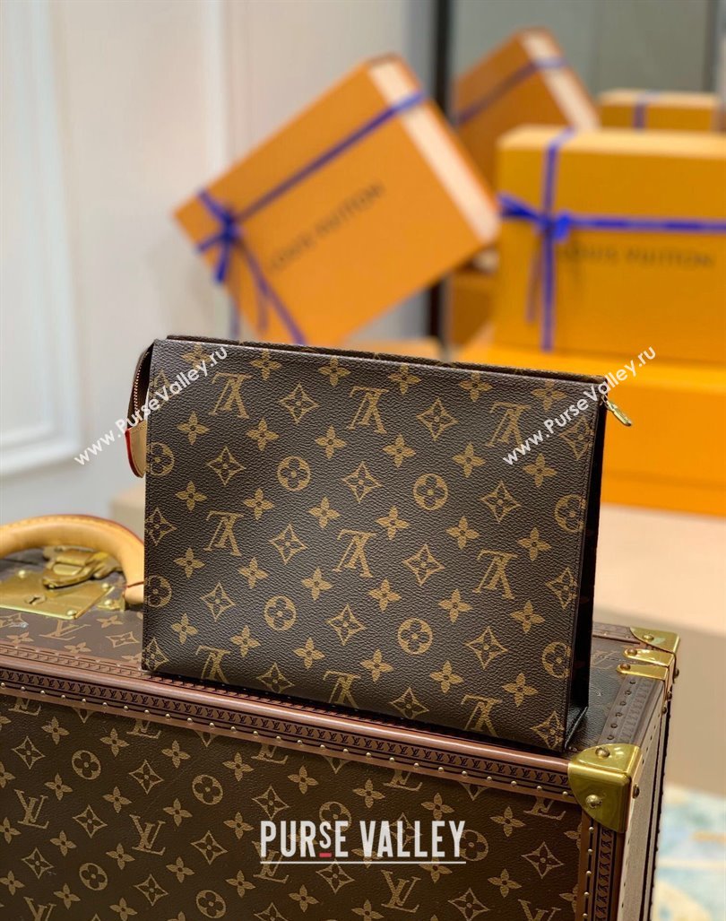 Louis Vuitton Dopp Kit Toiletry Pouch 26 in Monogram Canvas M47542 2024 (KI-240413039)