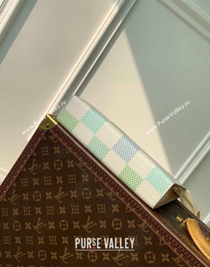 Louis Vuitton Pochette Accessoires Pouch in Damier Giant Canvas N47542 Pistachio Green 2024 (KI-240412097)