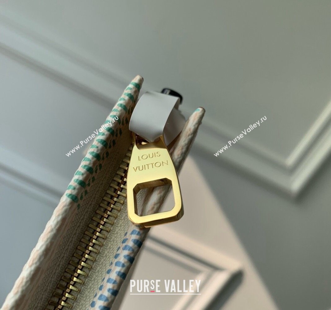 Louis Vuitton Pochette Accessoires Pouch in Damier Giant Canvas N47542 Pistachio Green 2024 (KI-240412097)
