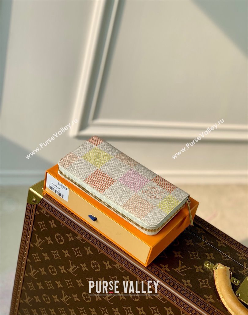 Louis Vuitton Zippy Wallet in Damier Giant Canvas N40748 Peach Pink 2024 (KI-240412095)
