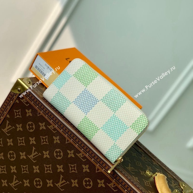 Louis Vuitton Zippy Wallet in Damier Giant Canvas N40748 Pistachio Green 2024 (KI-240412098)