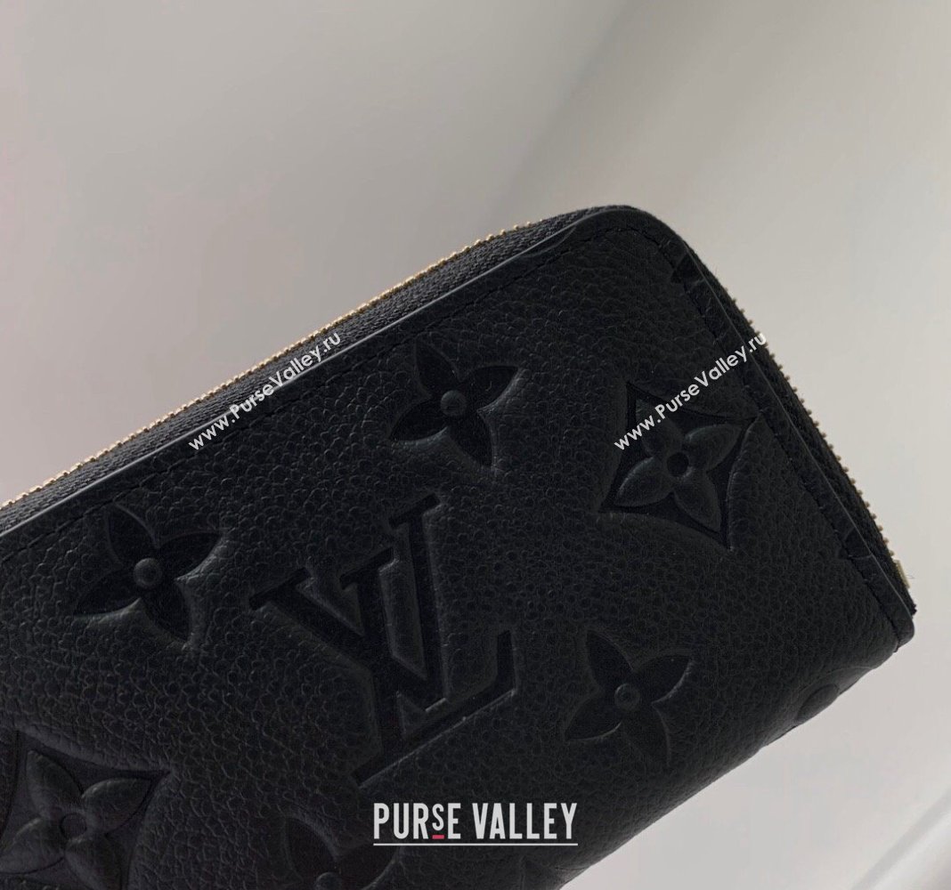 Louis Vuitton Noa Key Holder Pouch in Black Monogram Leather M83612 2024 (KI-240412034)