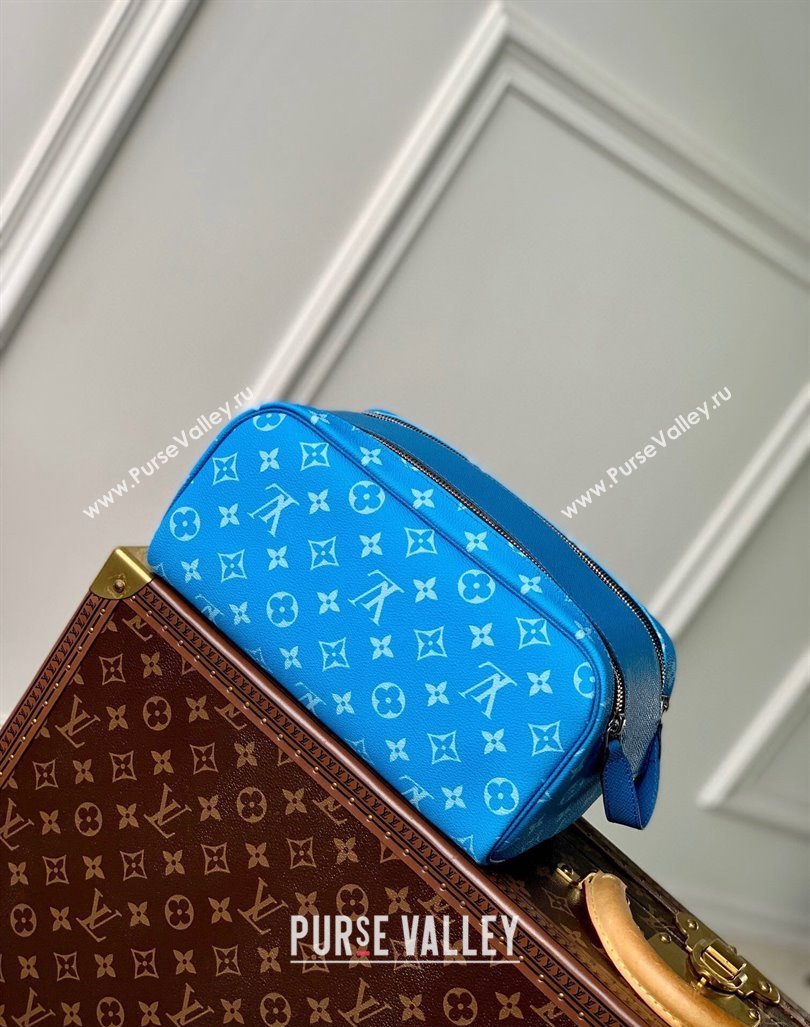 Louis Vuitton Dopp Kit Clutch M31037 Blue 2024 (KI-240413048)