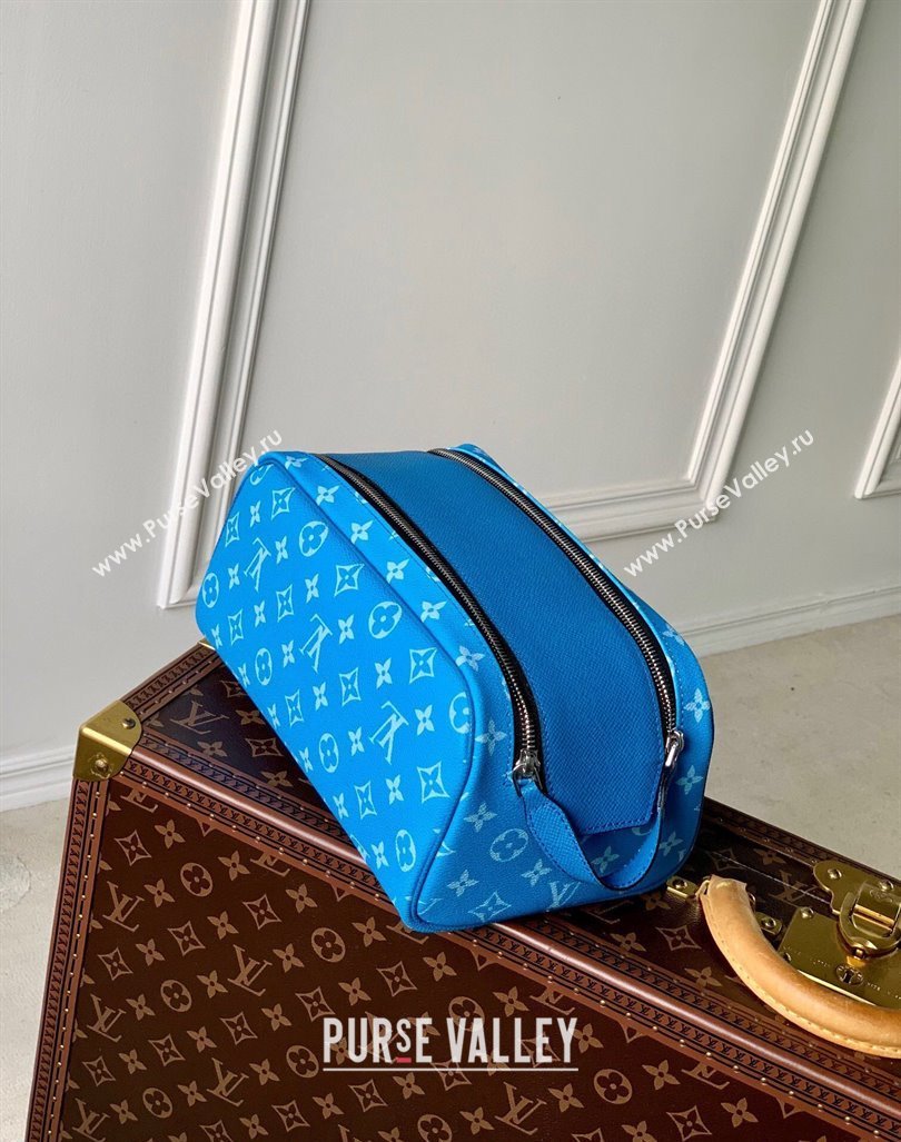 Louis Vuitton Dopp Kit Clutch M31037 Blue 2024 (KI-240413048)