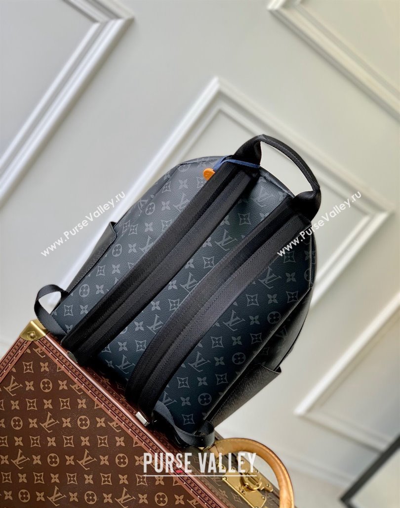 Louis Vuitton Mens Discovery Backpack bag in Taiga Leather and Monogram Canvas M31033 Black 2024 (KI-240413059)