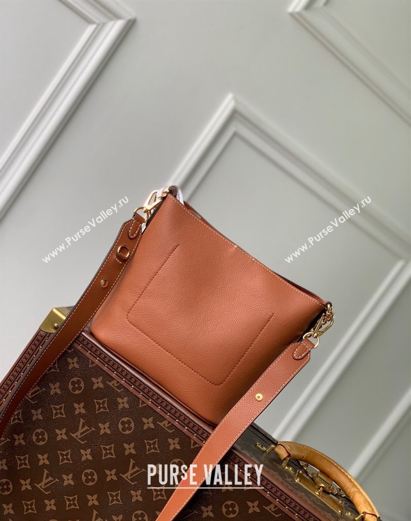 Louis Vuitton Lock and Walk Bucket Bag in Grained Leather M24165 Brown 2024 (KI-240412028)
