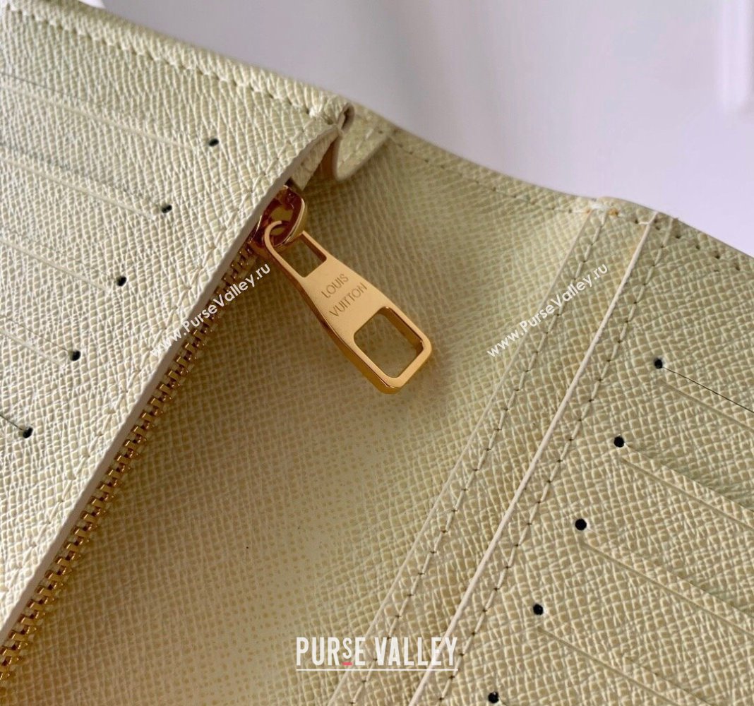 Louis Vuitton Brazza Wallet in Monogram Craggy Canvas M83335 Vanilla White 2024 (KI-240412055)
