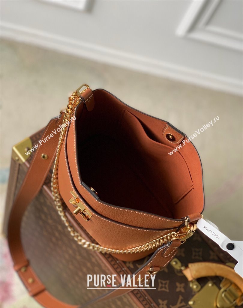 Louis Vuitton Lock and Walk Bucket Bag in Grained Leather M24165 Brown 2024 (KI-240412028)