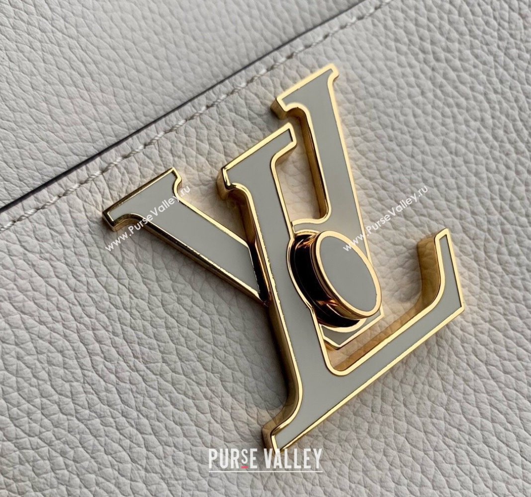 Louis Vuitton Lock and Walk Bucket Bag in Grained Leather M24638 White 2024 (KI-240412027)