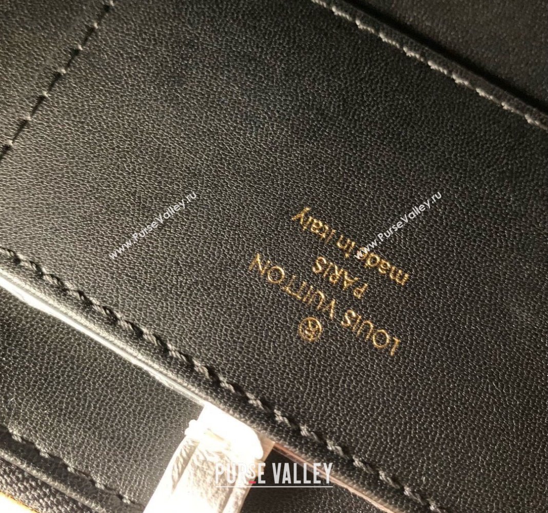 Louis Vuitton GO-14 GM Shoulder Bag in Quilted Lambskin M23689 White 2024 (KI-240412082)