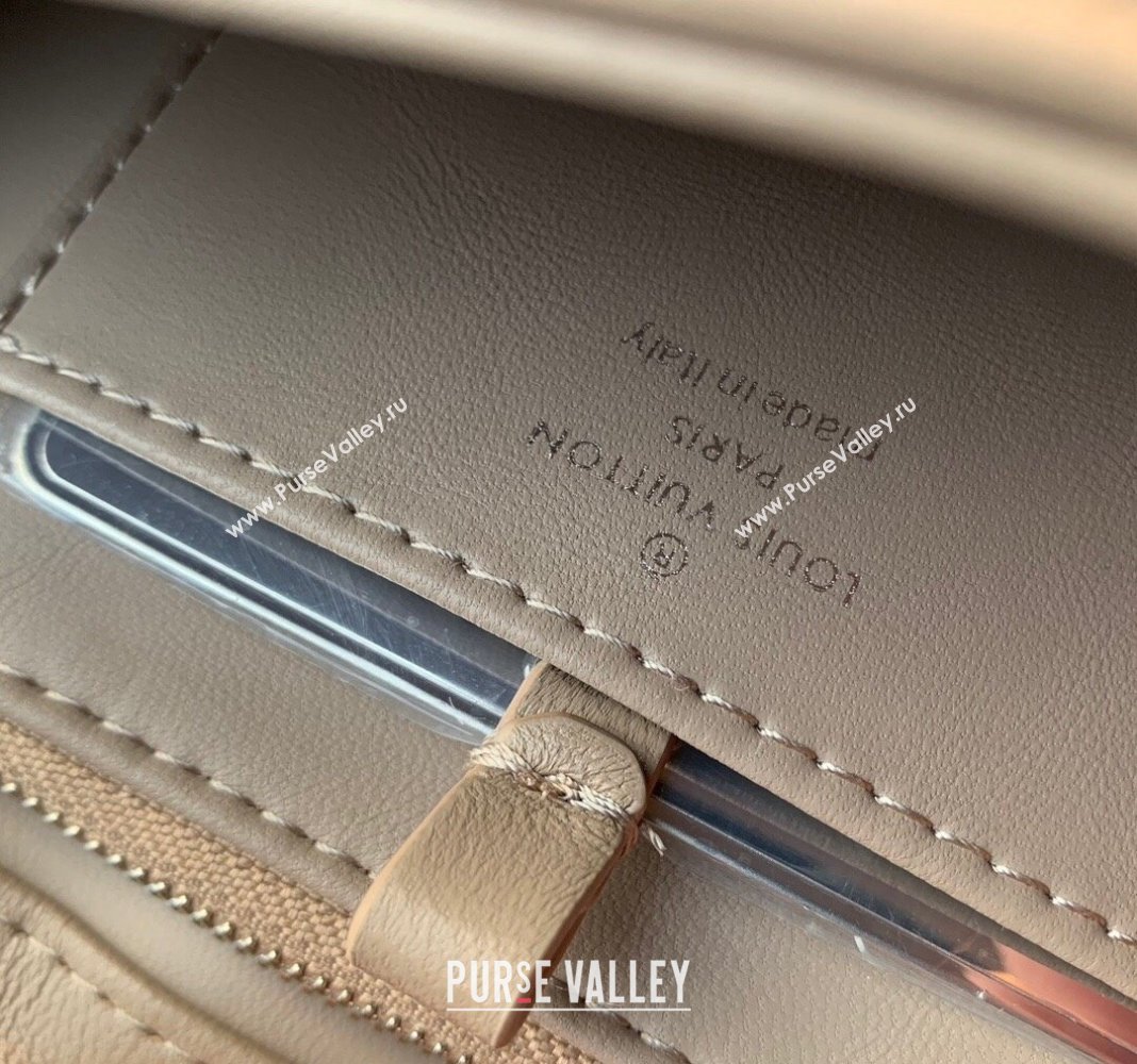 Louis Vuitton GO-14 MM Shoulder Bag in Quilted Lambskin M23045 Khaki 2024 (KI-240413026)