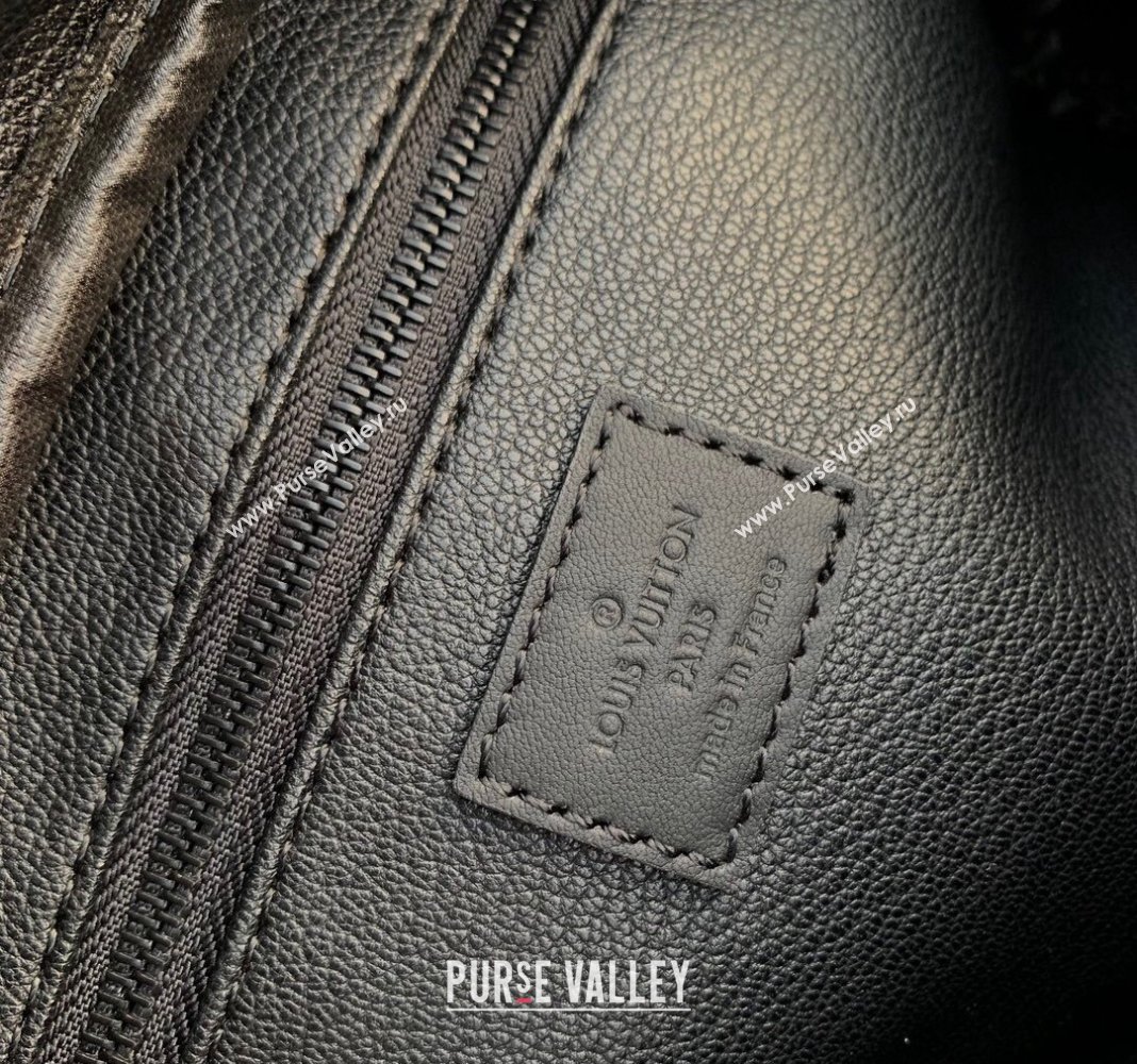 Louis Vuitton Dopp Kit Toilet Clutch in Taurillon Monogram Leather M82576 Black 2024 (KI-240413030)