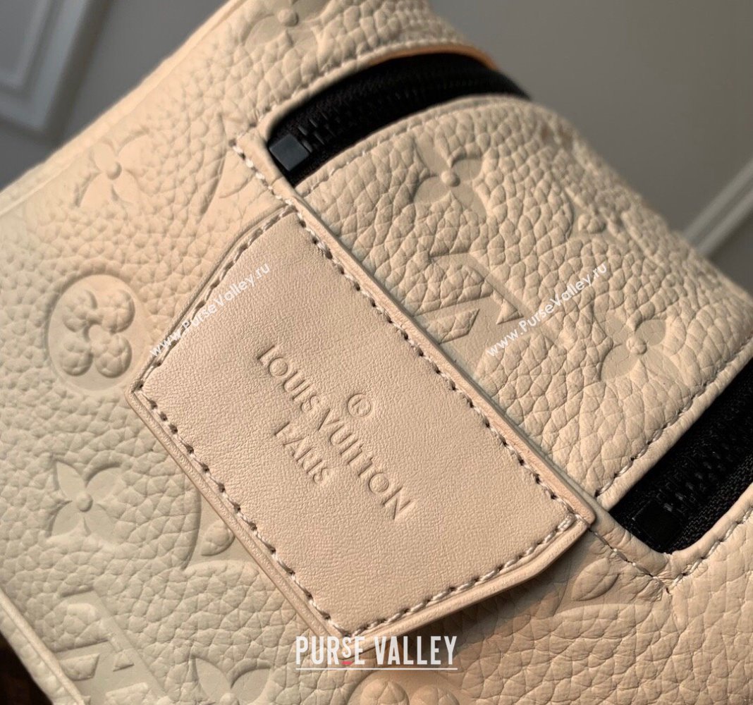 Louis Vuitton Dopp Kit Toilet Clutch in Taurillon Monogram Leather M82576 White 2024 (KI-240413033)