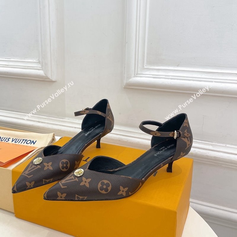 Louis Vuitton Stellar Mary Janes Pumps 4cm in Monogram Canvas 2024 (MD-240426165)